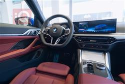 بی ئێم دەبڵیو 4 سیریەس